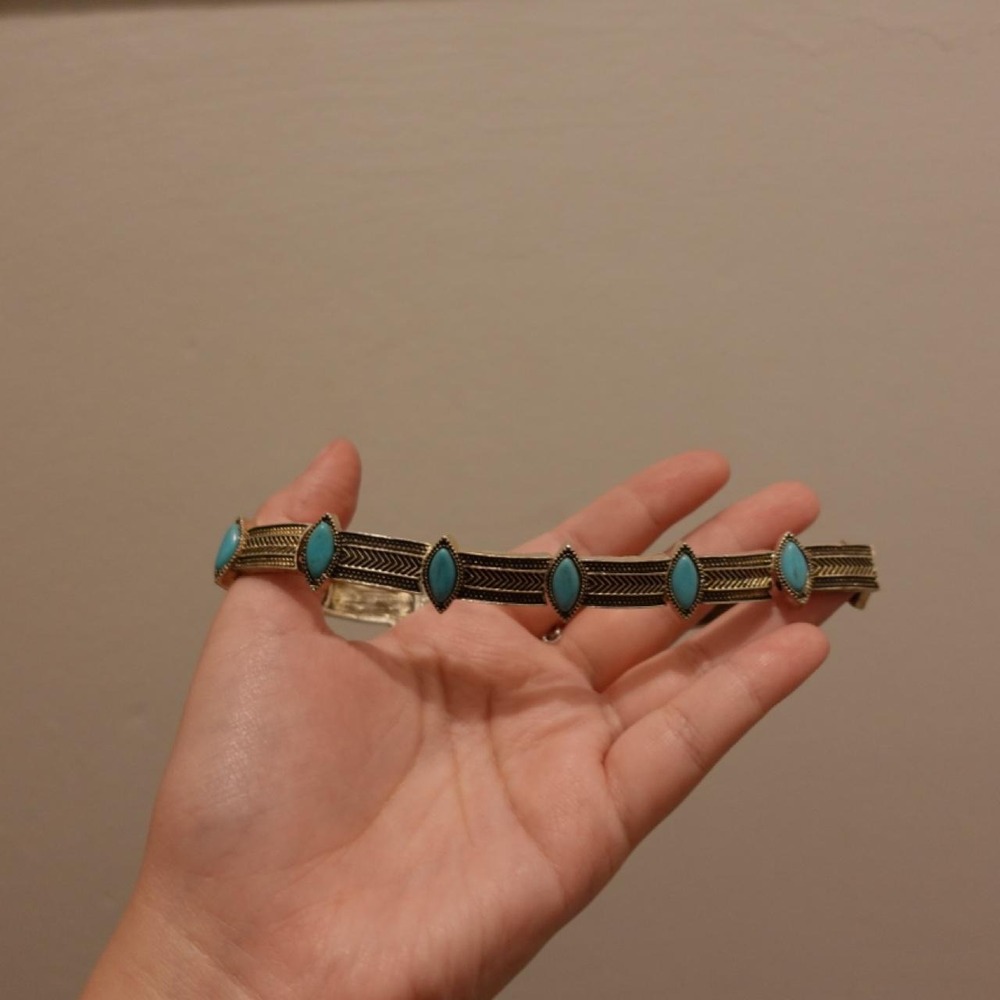 Turquiose and Silver Chocker